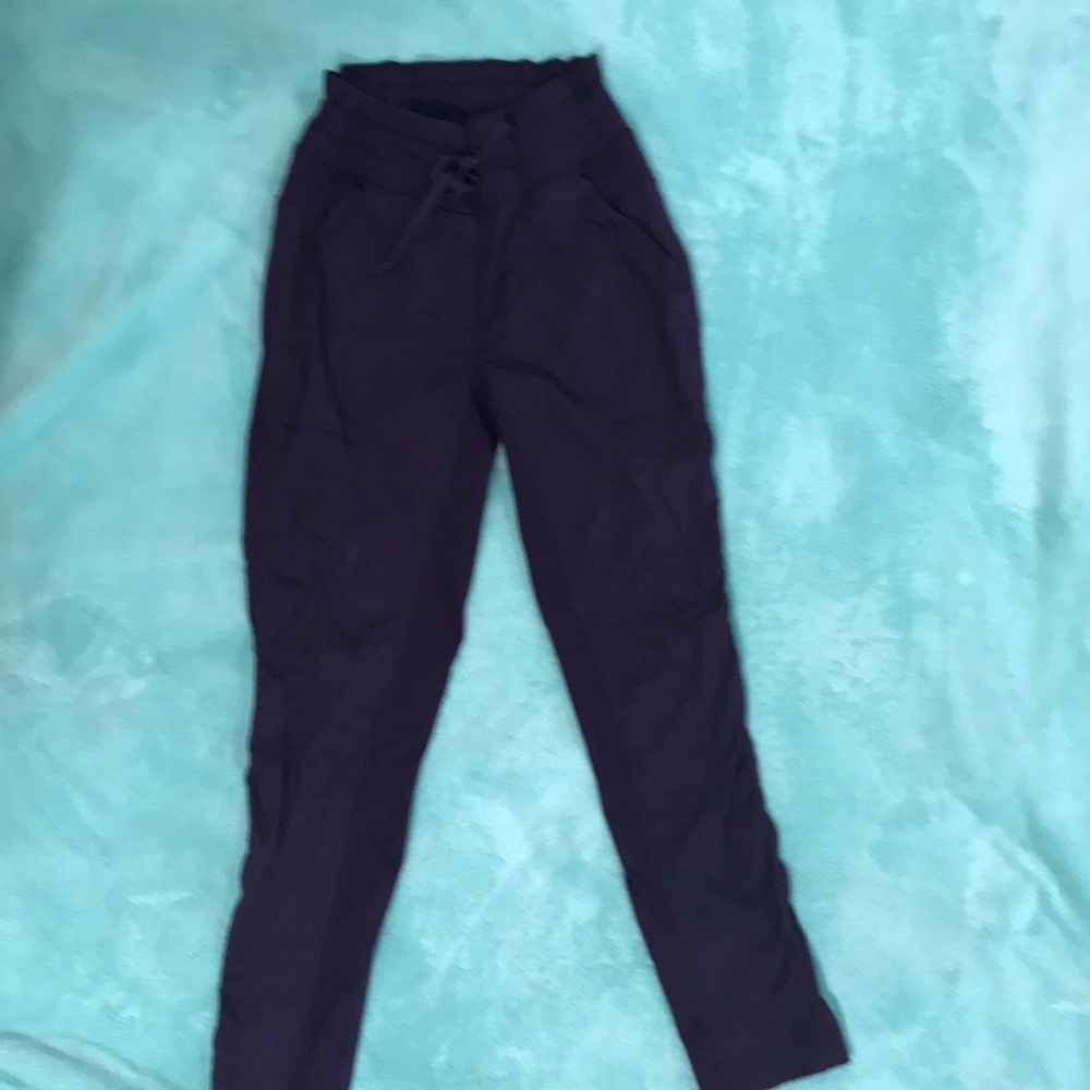 dark purple lululemon joggers